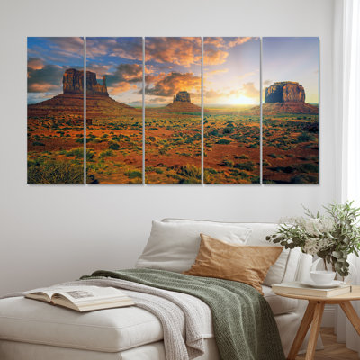 «Sunrise On Monument Valley», impression sur toile de paysages - 5 panneaux égaux