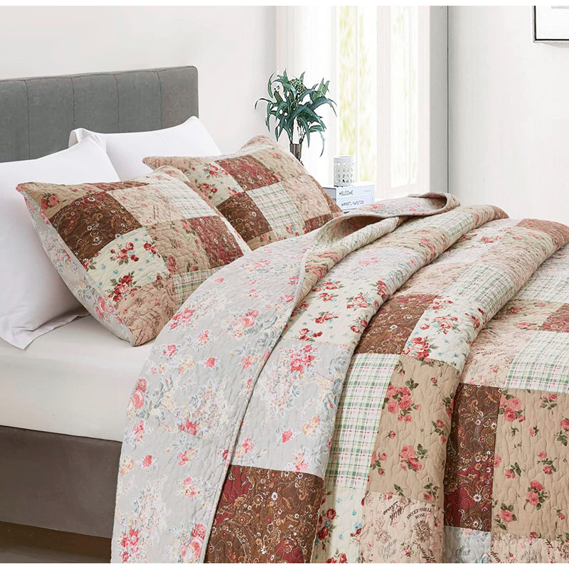 Pre-Washed Floral Patchwork Cotton Quilt Set, Queen Quilt + 2 Standard Shams