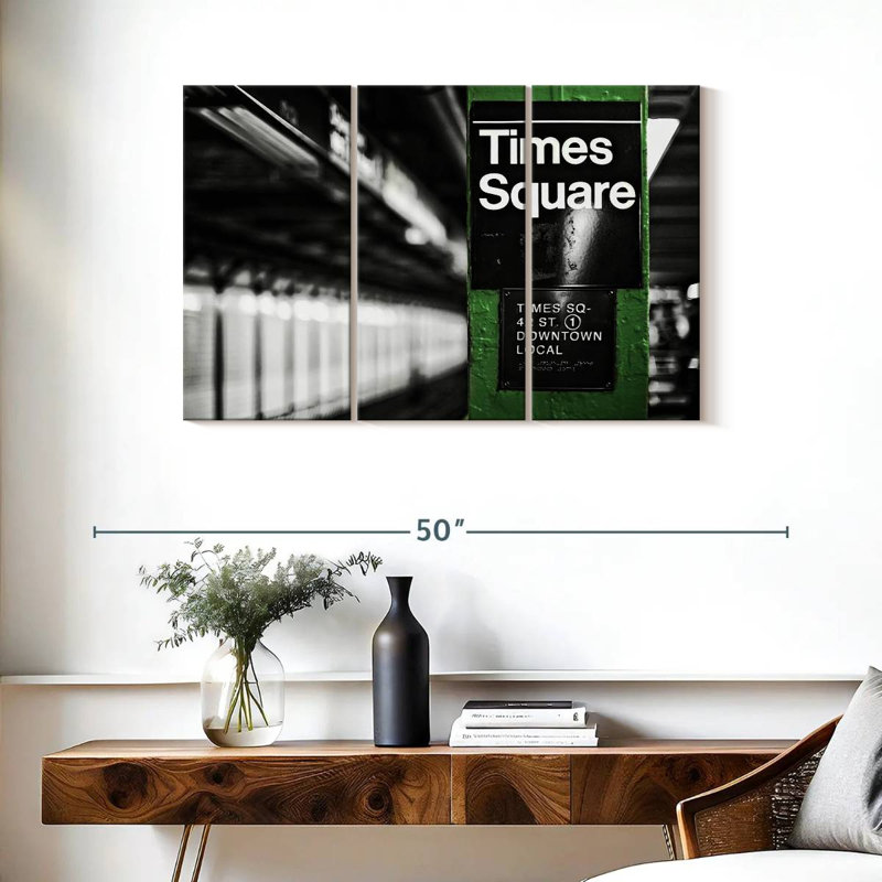 Rorry Times Square Subway Green, 24" H x 38" W