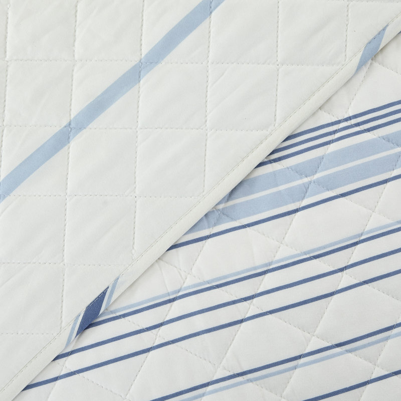 Sofia No Striped Quilt, Ivory/Blue, King Quilt + 2 King Shams