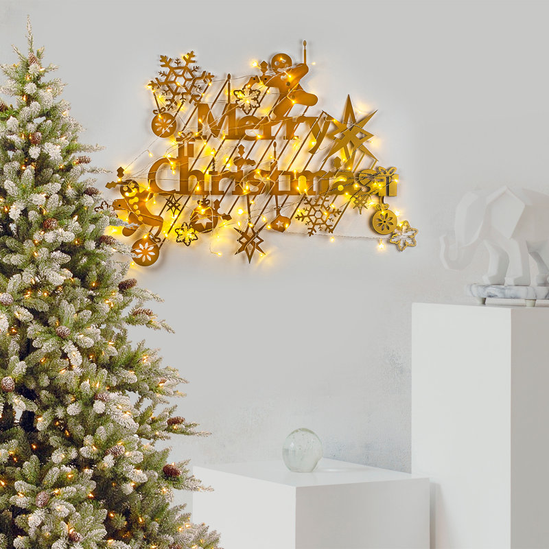 Wall Decor on Metal, Gold