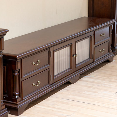 Solid wood TV cabinet wood grain fine