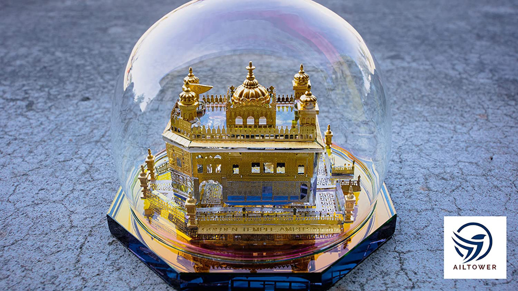 Buy SSE Golden Temple Model, Amritsar (Multicolor Lights) LargeSize  (Showpiece,Collectibles,Gift Items,Decoration  Piece,Souvenir,Table/Home/Office Decoration Item, Religious Item)  28cmX22cmx28cm Online at Low Prices in India - Amazon.in