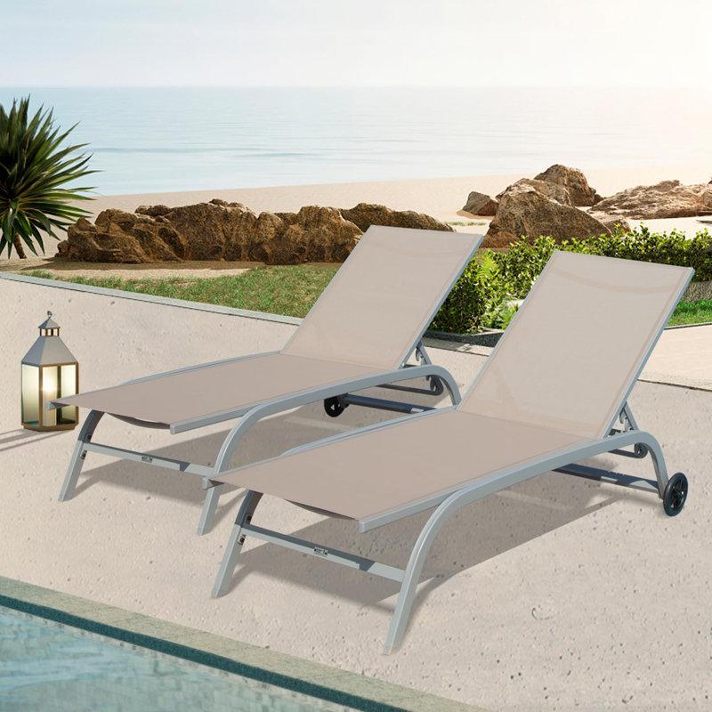 Chaise longue d'extérieur en métal Mayrelin, Gris / Kaki