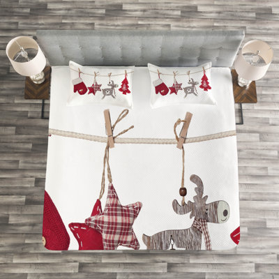 East Urban Home Adellyn Bedspread with Pillowcases