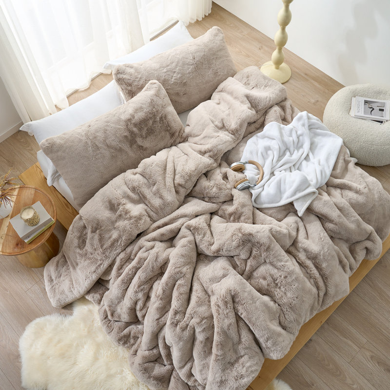 Chunkiest Chunky Bunny® - Coma Inducer® Oversized Queen Comforter Set - Nashville Nights, Queen Comforter + 2 Standard Shams
