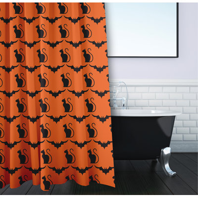 Doublure de rideau de douche simple en polyester Deneesha