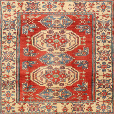 Tapis rouge à motif sud-ouest
