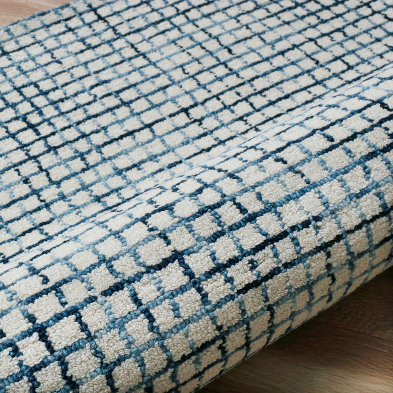 Mccurry Hand-Hooked Wool Area Rug, Rectangle 5' x 7'9", Ivory/Navy
