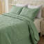 Ensemble de literie avec couvre-lit très grand classique avec motif floral de couleur unie (vert sauge 106 po x 96 po)-119238085-119238089