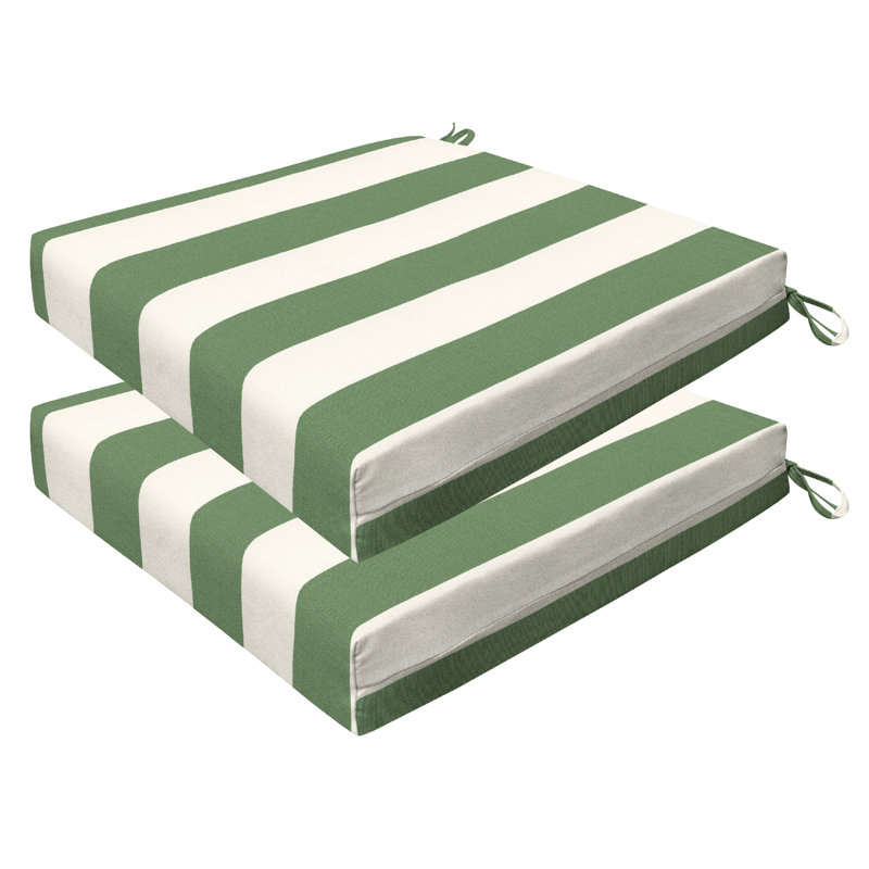 Coussin de siège d'extérieur carré Meridian, Green Awning Stripe, L 18 po x P 17,5 po