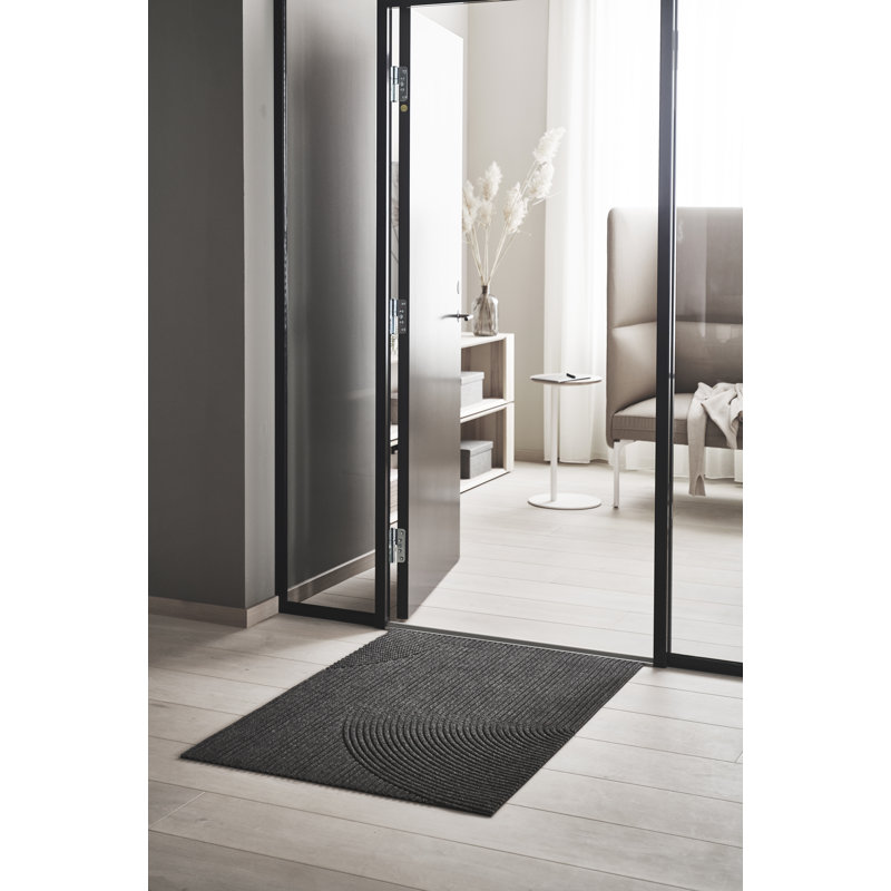Stein, 33" W x 51" L