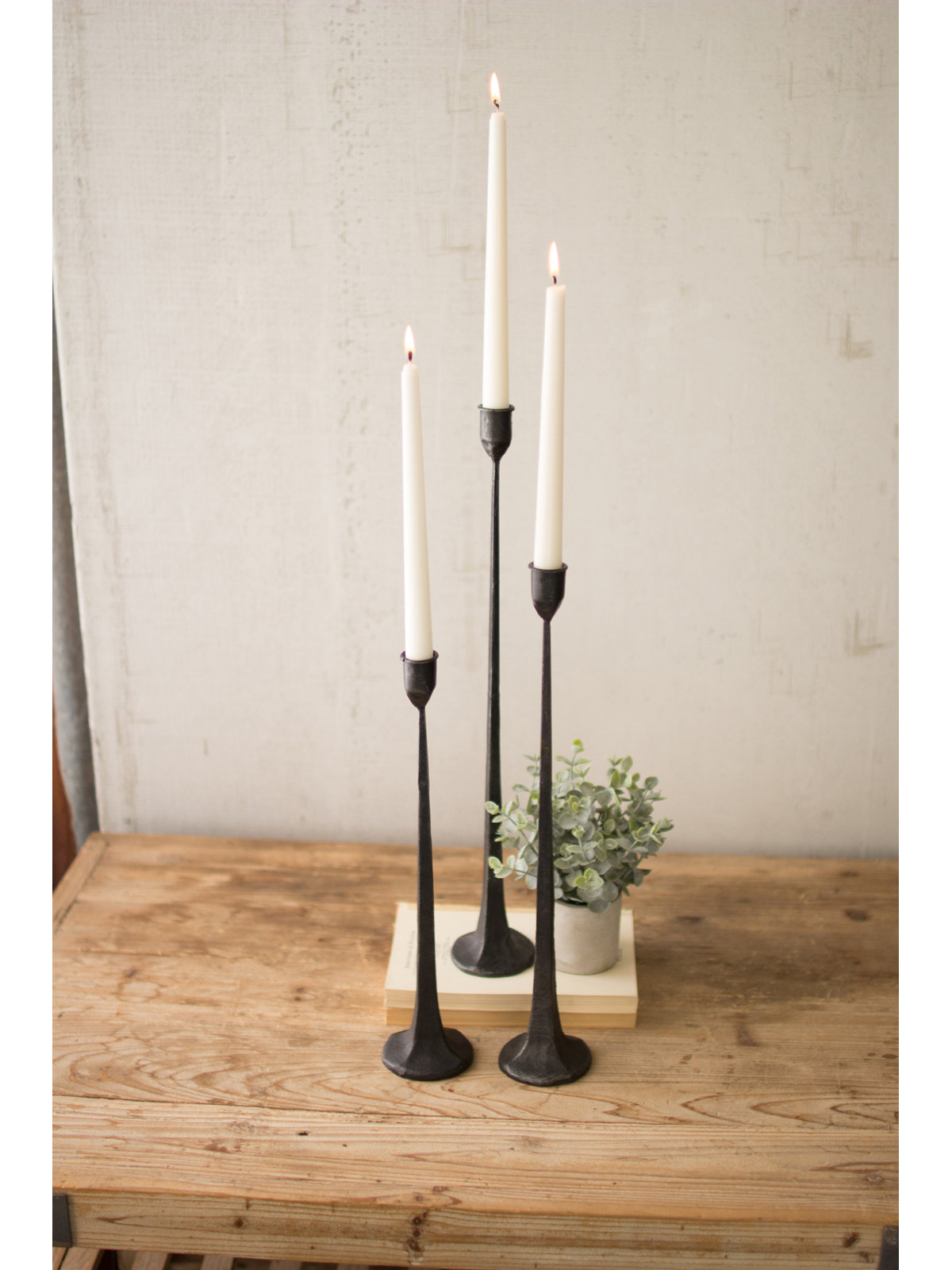 Salah 3-Piece Iron Candlestick Set