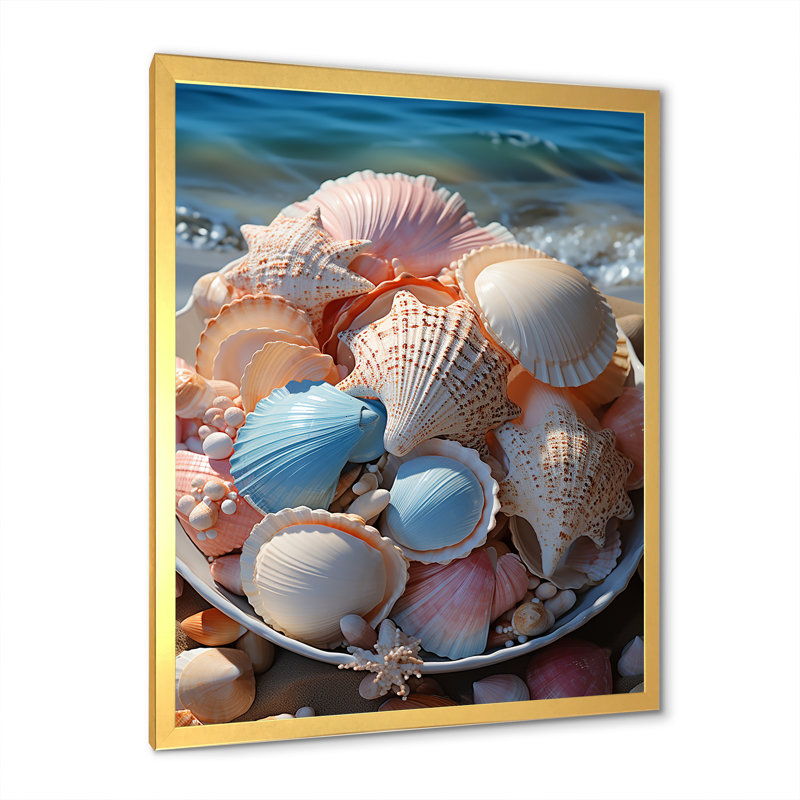 «Seashells On Dreamy Tide III», reproduction sur toile, H 32 po x l 16 po x P 1 po, Cadre doré simple