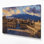 Art mural sur toile mauve avec villes, Quito, Équateur