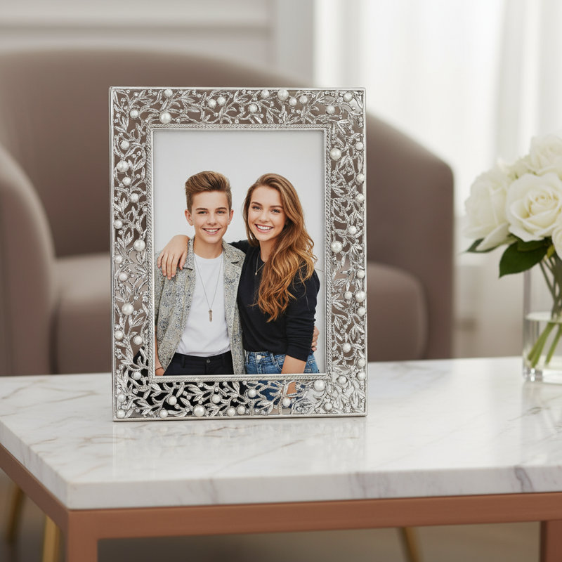Eleanor Metal Picture Frame, 5" x 7", Silver