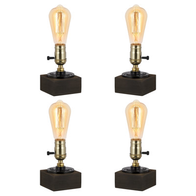 Annjeanette Metal Desk Lamp