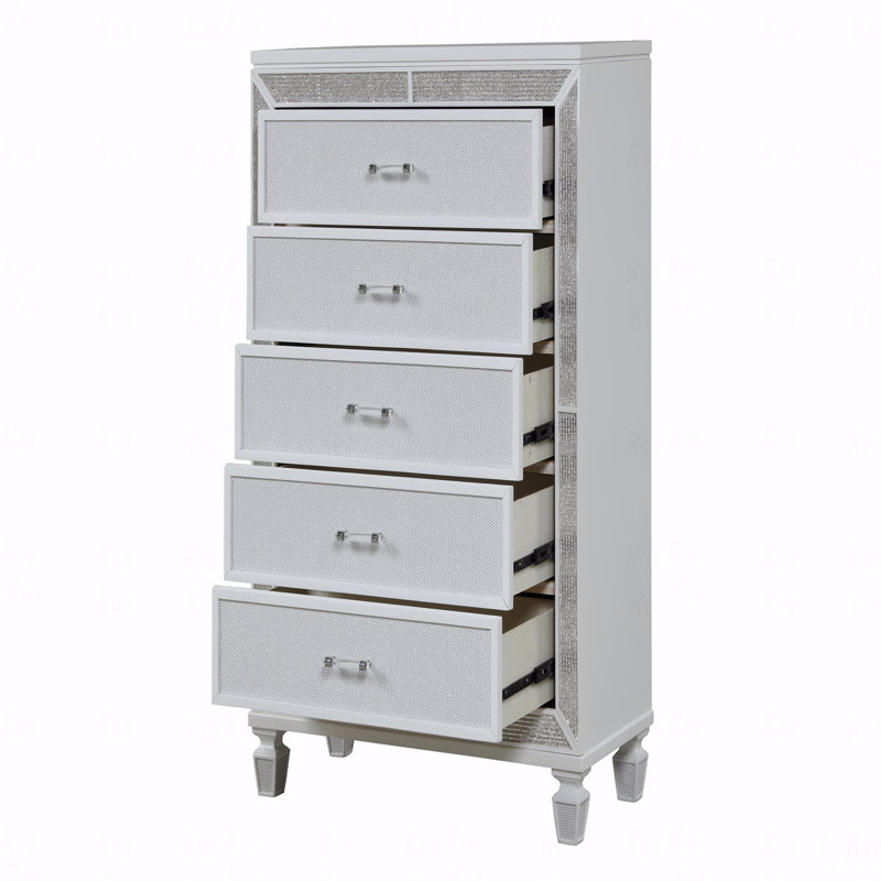 Commode en cristal faite de bois et finie en blanc