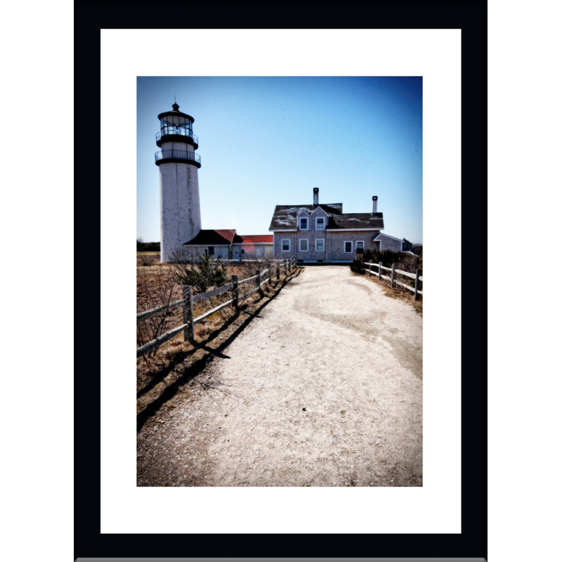 Reproduction de photo encadrée "highland cape cod 2" par jobe eaux, H 24 po x l 18 po x P 1 po