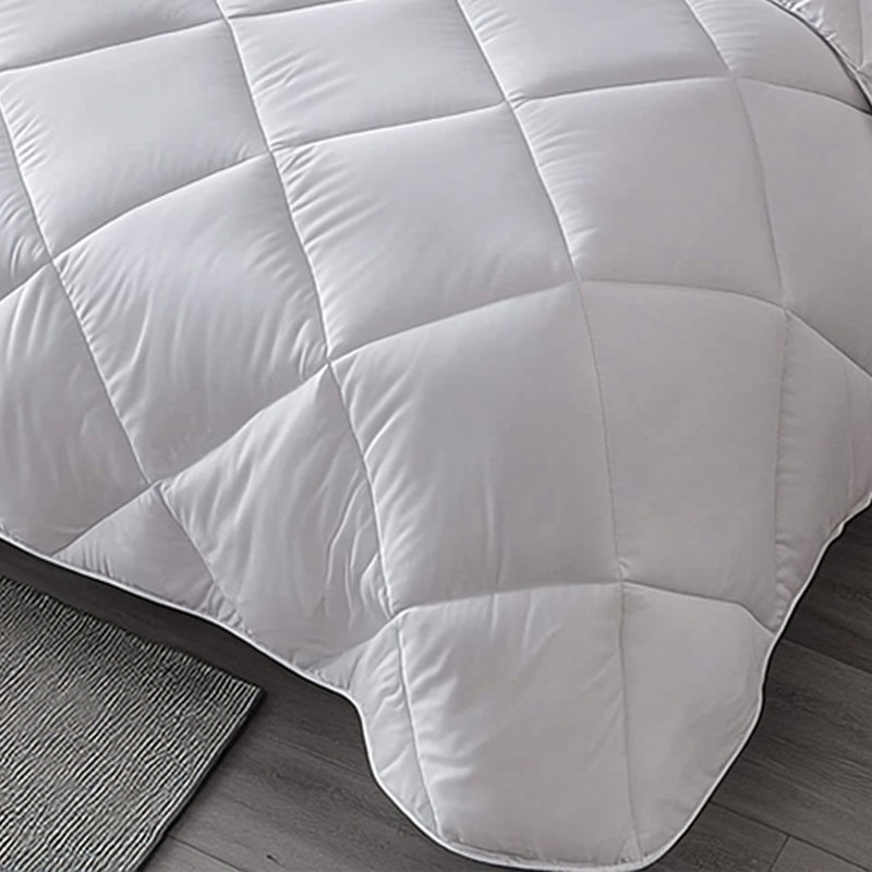 Édredon en duvet d'oie matelassé Diamond