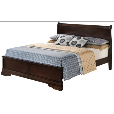 Elegant Traditional Queen Bed