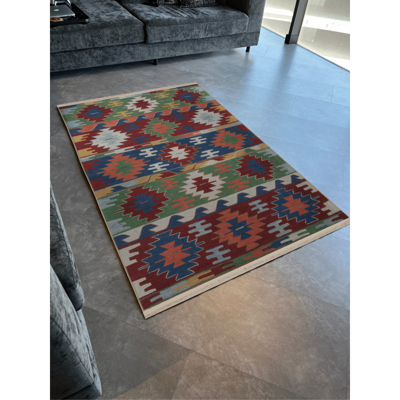 Tapis bleu en polypropylène à imprimé numérique Jovianna, Rectangle 5 pi 2 po x 8 pi 7 po