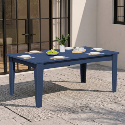 Table de salle à manger d'extérieur rectangulaire Planta 70 po (178 cm) de largeur en PEHD avec trou pour parasol