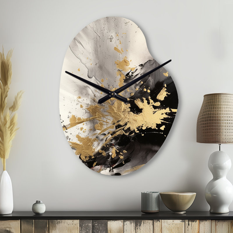 Or et gris fluides Fusion II - horloge asymétrique abstraite en métal, impression d'horloge murale moderne de forme irrégulière