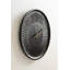 Horloge en bois sculpté-106331201