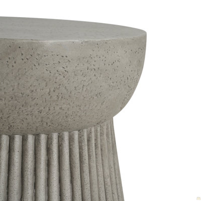 Table d'appoint d'extérieur en béton léger