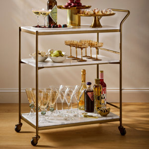 Drinkware & Bar