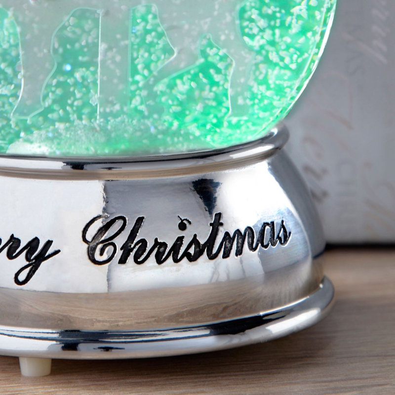 Christmas Snow Globe