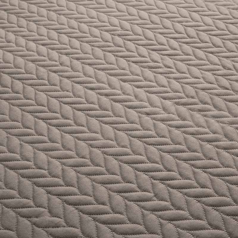 Embossed Microfiber Bedspread Set For King – Oversized, Soft & Dust-Resistant, 3-Piece, King Bedspread + 2 King Pillowcases