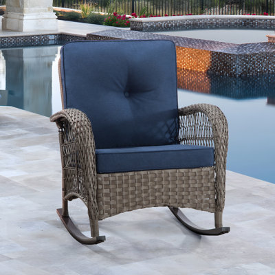 Chaise de patio avec coussins Mevlude