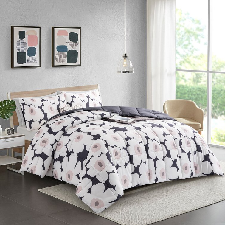 Diarte Floral Comforter Set