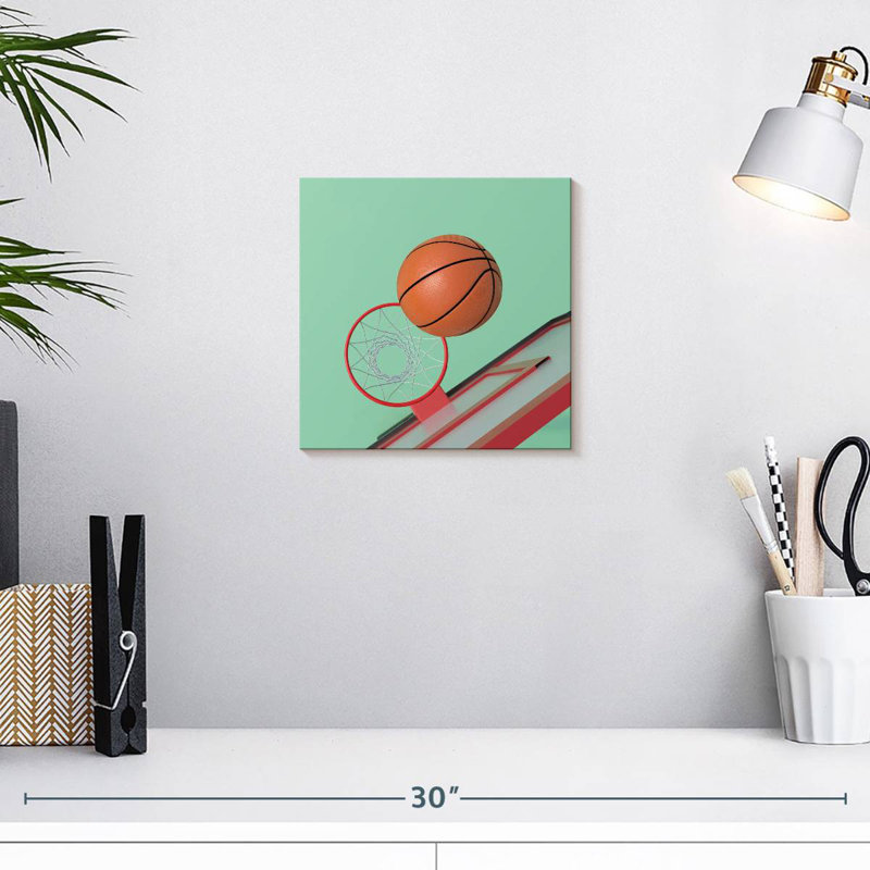 Sirci dans le panier de basketball