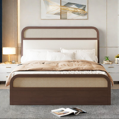 Lit plateforme en bois avec lit gigogne, 2 tiroirs et accents de rotin Brashaun