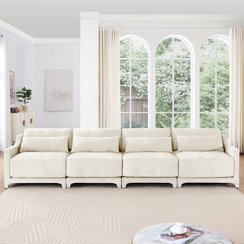 Chenille beige à quatre places avec coussin lombaire, conception ergonomique, structure en bois massif, chenille douce et élégante, coussins, éponge à options flexibles simples,