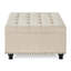 Grand repose-pieds de rangement carré avec pieds en bois, table basse capitonnée avec garniture cloutée pour l'espace de vie-797762751