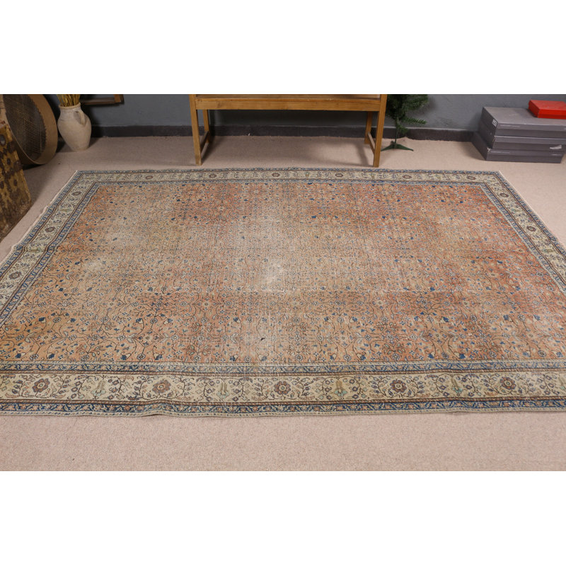 Tapis turc authentique fait à la main dans des couleurs vives, parfait pour rehausser le décor de votre salon
