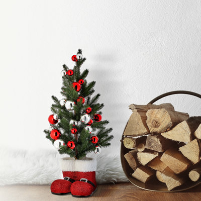 25" Tree With Balls In Santa Boots
