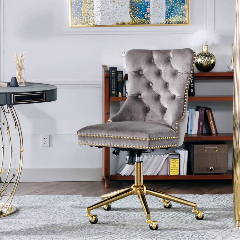 Chaise de bureau rembourrée en velours capitonnée avec base en métal doré, Velours gris velours