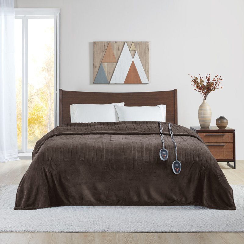 Beautyrest Heated Oversized Microlight to Berber Blanket, Full, Chocolate