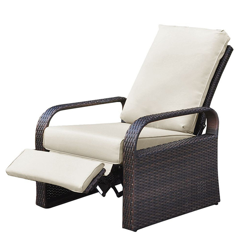 Chaise longue d'extérieur en métal Adhvik, Beige