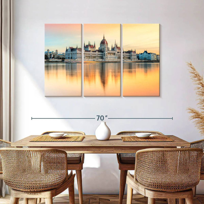 Sebbie Budapest Parliament, 36" H x 57" W