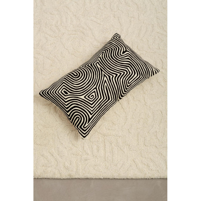 Aydali Geometric Rectangular Cushion