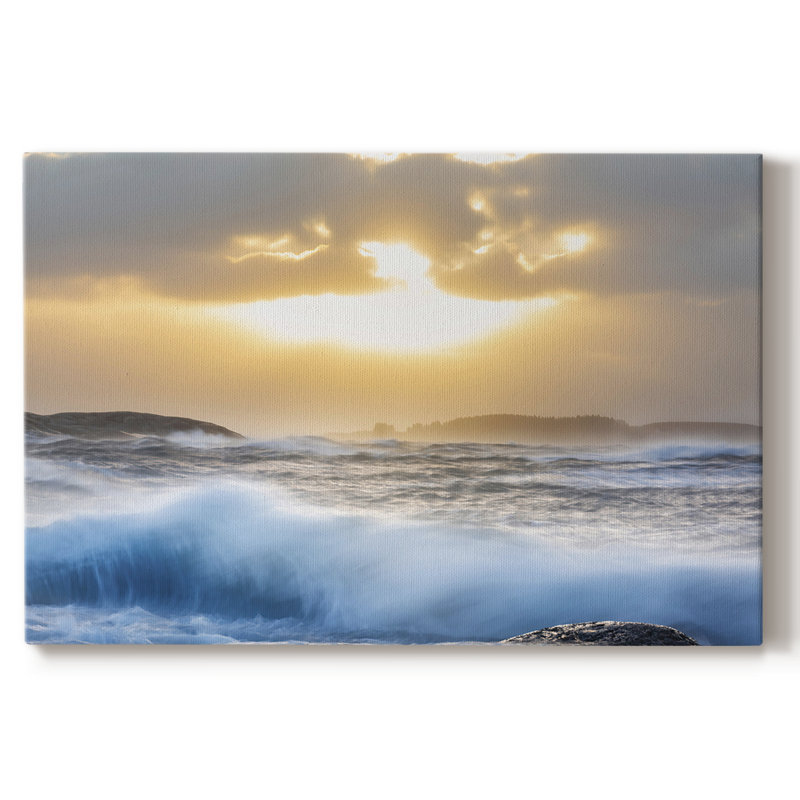 Crash of the Ocean - Gala Cavas, 12 x 18