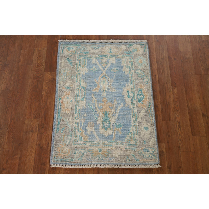 Tapis bleu Oushak