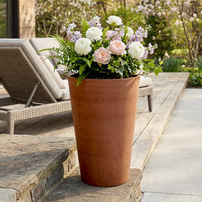 Miley Tall Round Taper Pot Planter