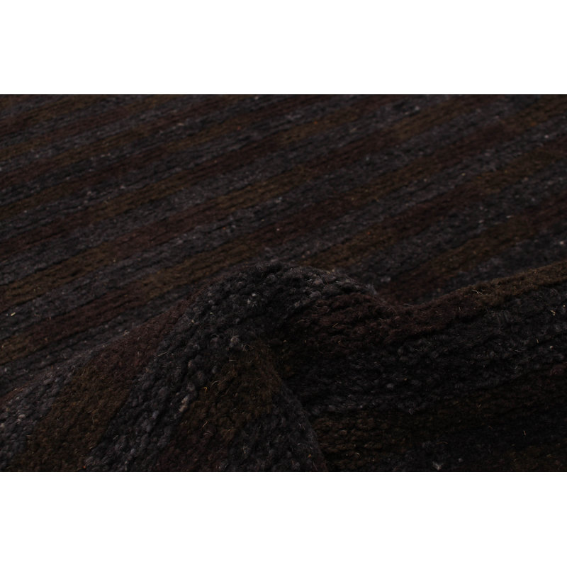 Tapis bleu marine Opulence 3 pi 1 po x 11 pi 7 po